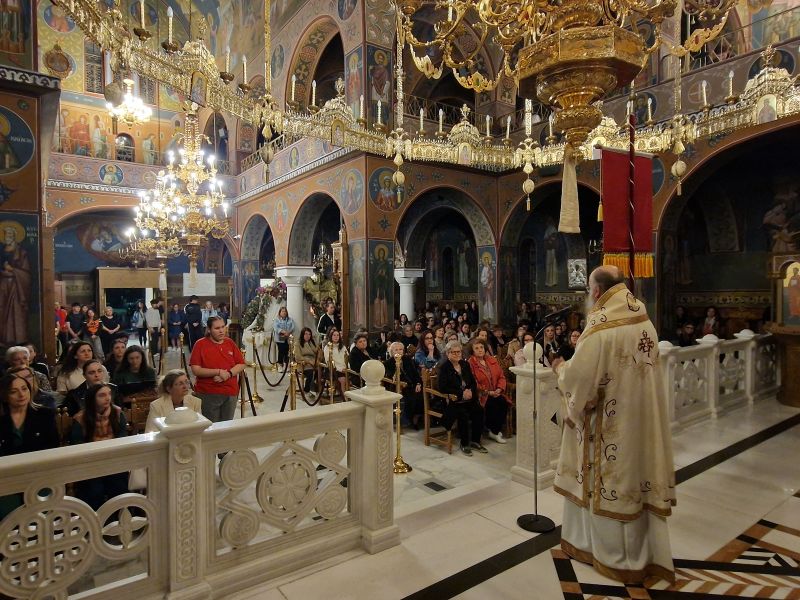 Θεία Λειτουργία για τους εξεταζομένους μαθητές από τον Μητροπολίτη Δράμας
